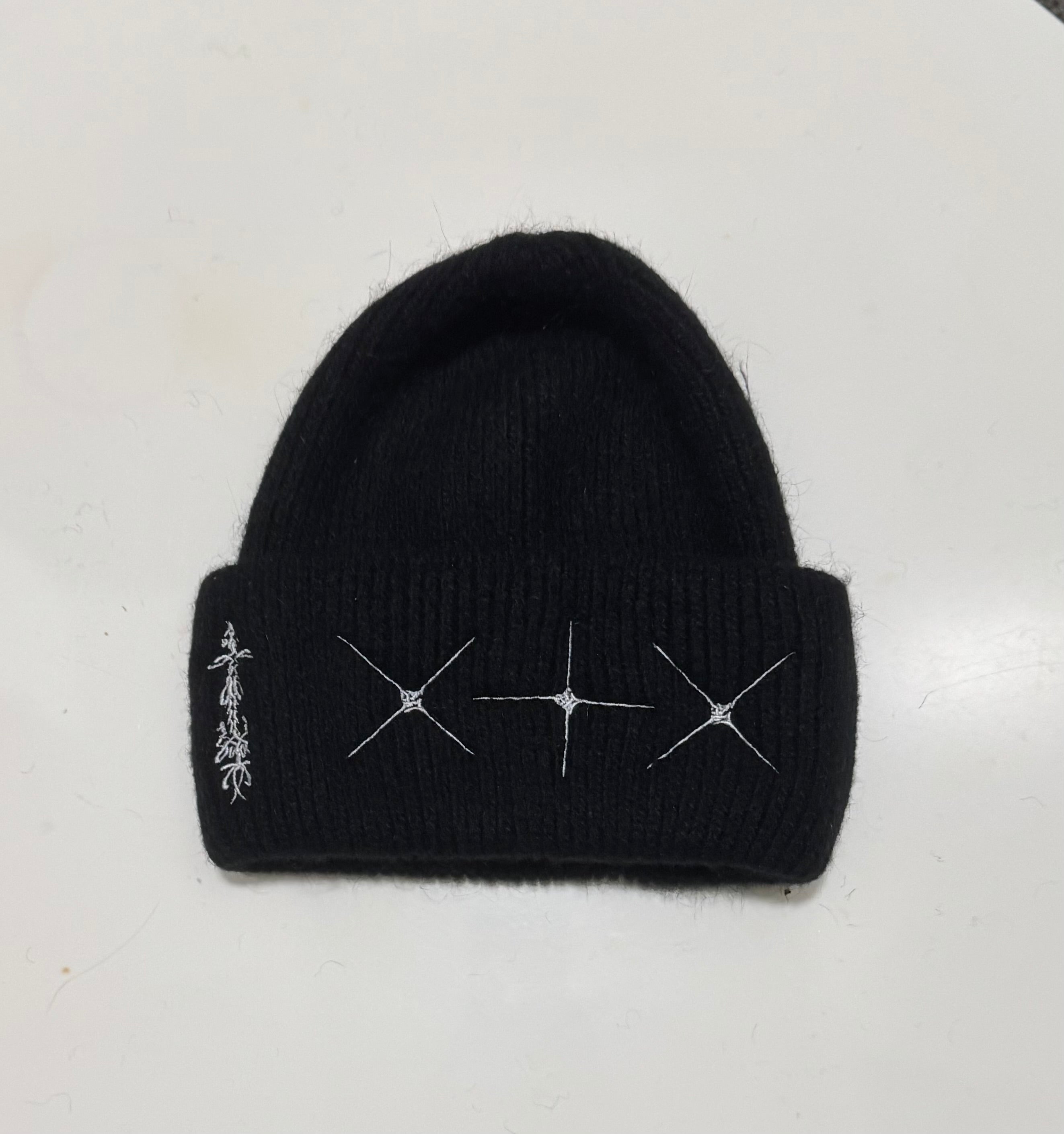 Star “Од” beanie